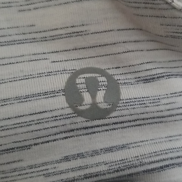 Lulu Lemon Sports Bra - Picture 3 of 3